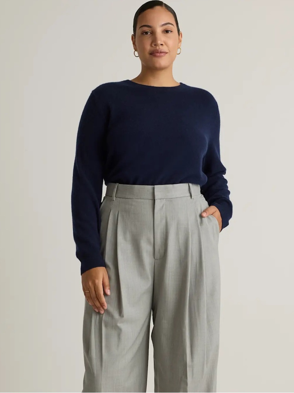 Quince Deep Navy Mongolian Crewneck Sweater true Navy size M